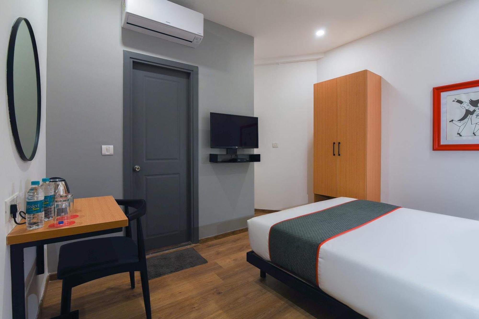 Super Townhouse Spruce Hotels Bellandur 班加罗尔 外观 照片