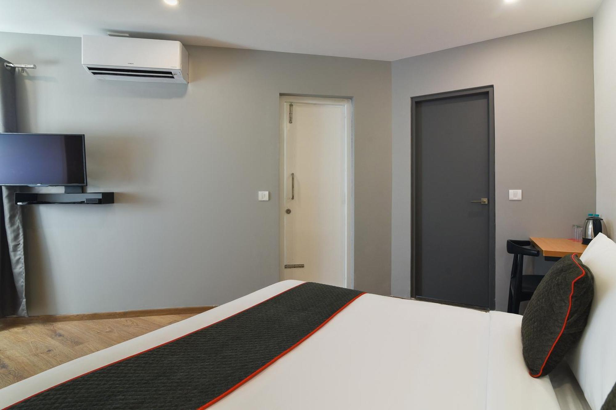 Super Townhouse Spruce Hotels Bellandur 班加罗尔 外观 照片